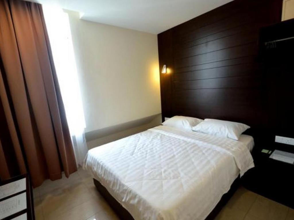 Cathay Hotel Kota Kinabalu Dış mekan fotoğraf