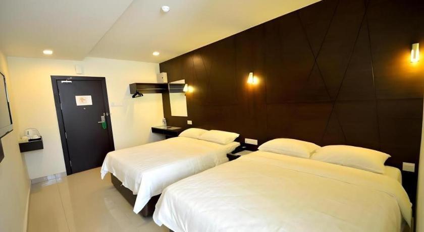 Cathay Hotel Kota Kinabalu Dış mekan fotoğraf