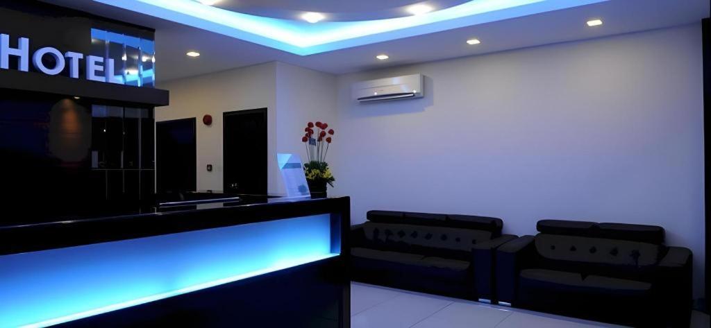 Cathay Hotel Kota Kinabalu Dış mekan fotoğraf