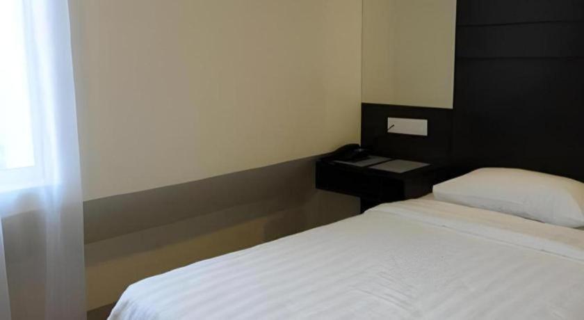 Cathay Hotel Kota Kinabalu Dış mekan fotoğraf